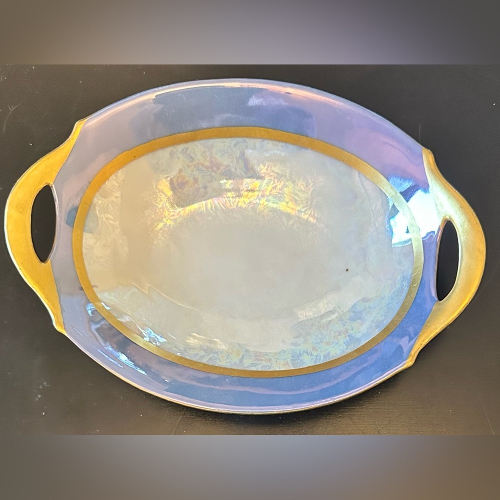 Elegant Oval Serving Platter with Gold Accents